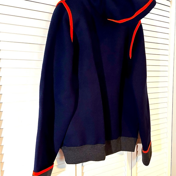 2022 Plaid Print Jacket with hood - Picture 4 of 9